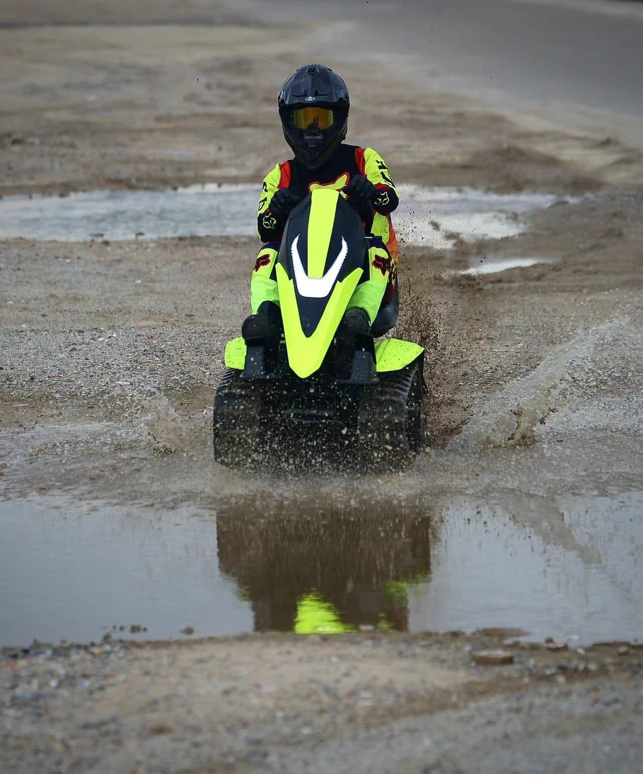 72V Dual Track Outdoor Electric Snowmobile with Strong Stability and Long Endurance